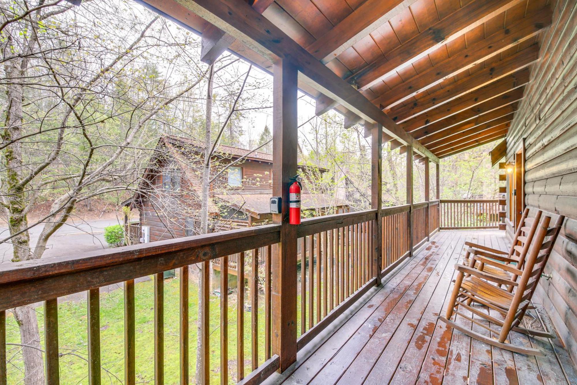 Pigeon Forge Vacation Rental With Private Hot Tub! ภายนอก รูปภาพ